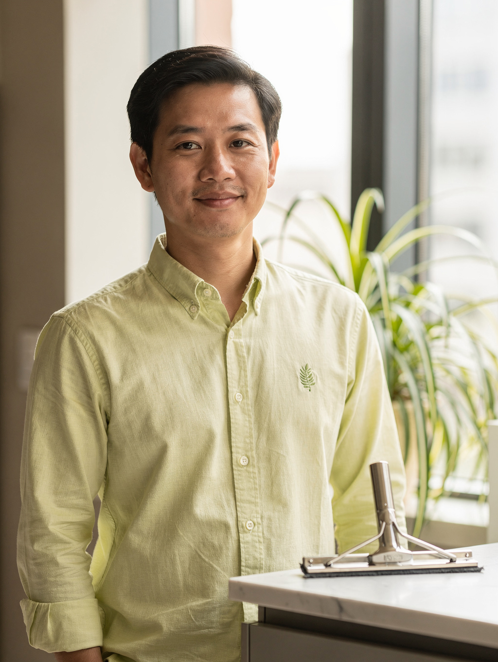 Taylor Chen, MLS Sales Director at 6ix Rentals Toronto